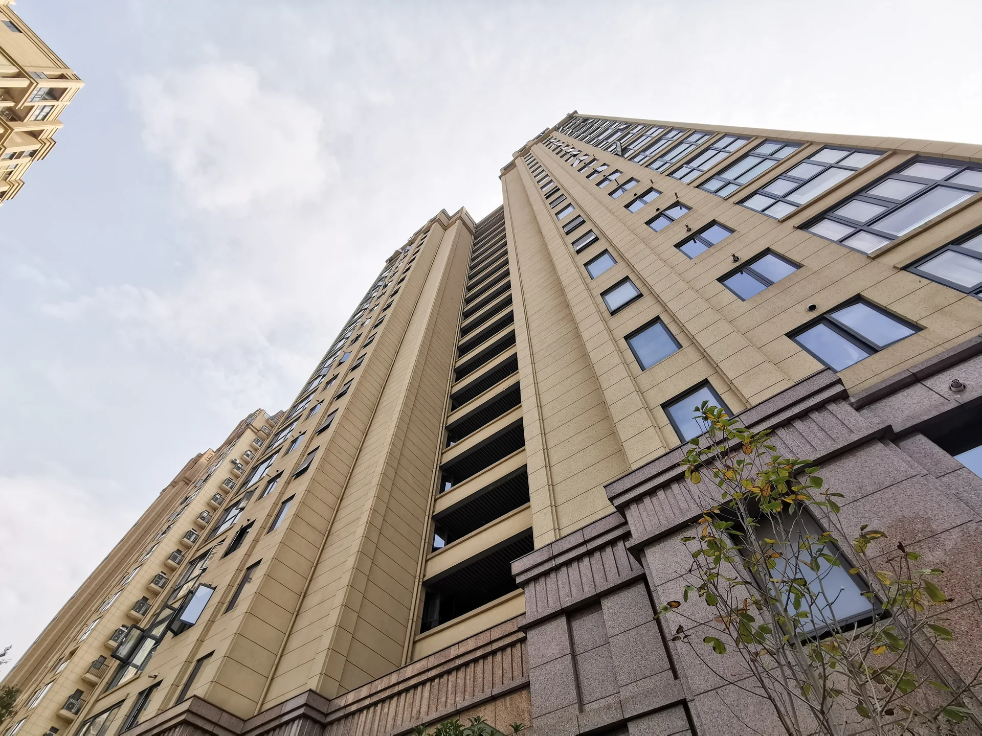 Ganglong City - Photo 2