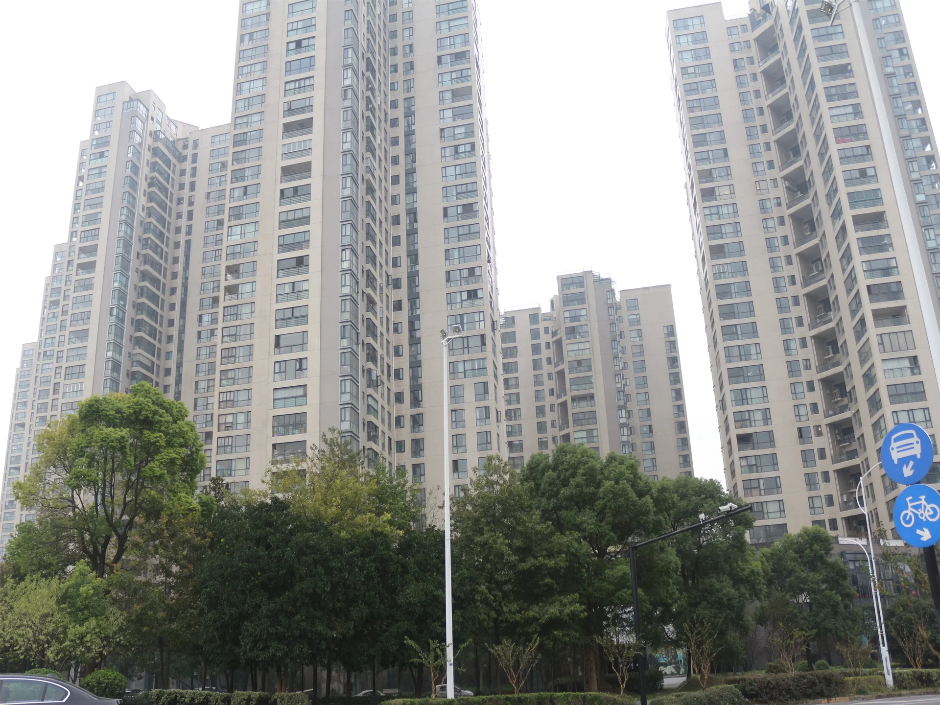 Rainbow city - Photo 18