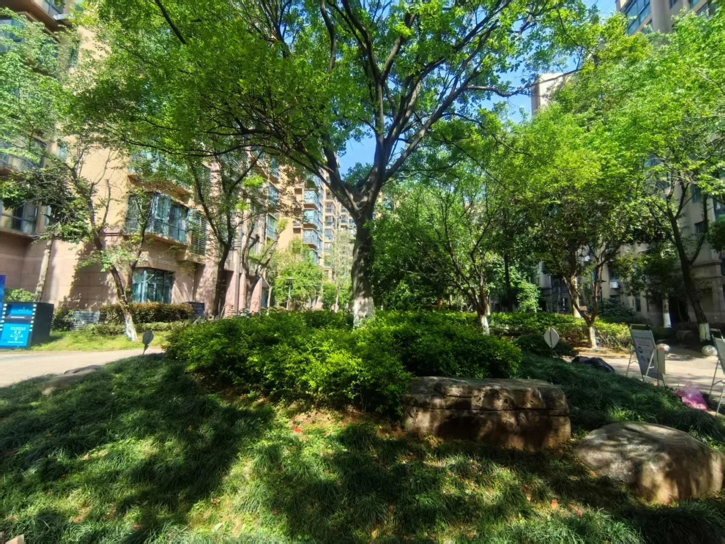 Citylink Impression Garden East - Photo 11