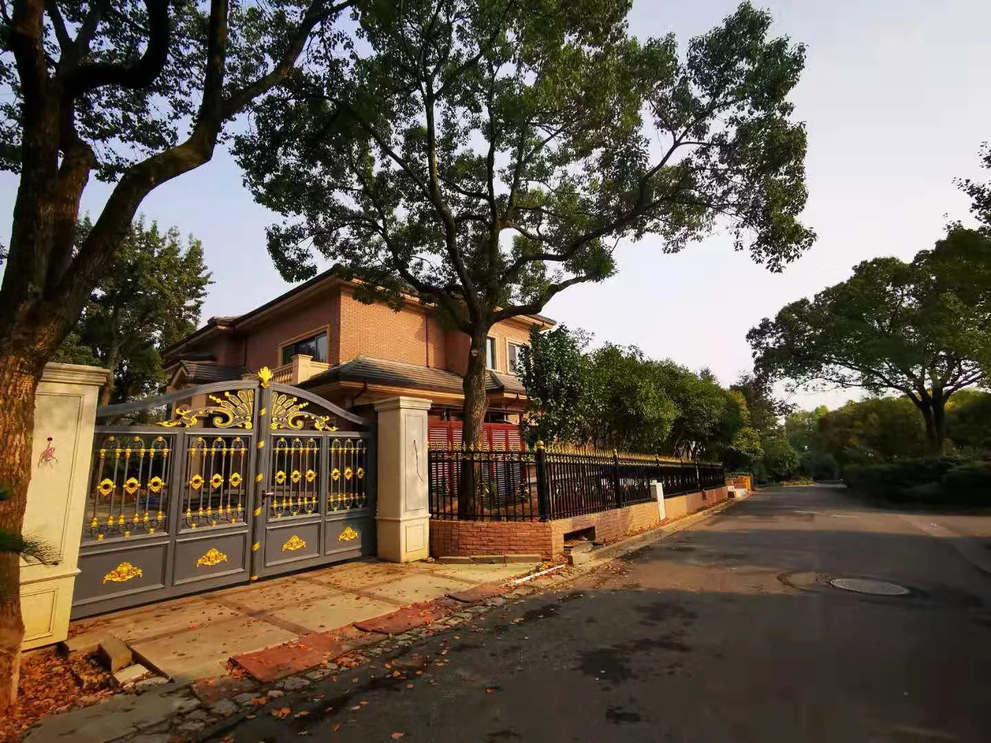 Jiuxi Rose Garden  - Photo 11