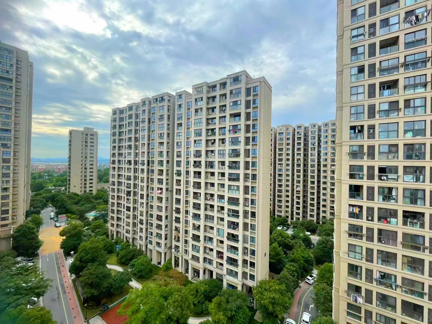 Future Mansion - Photo 5