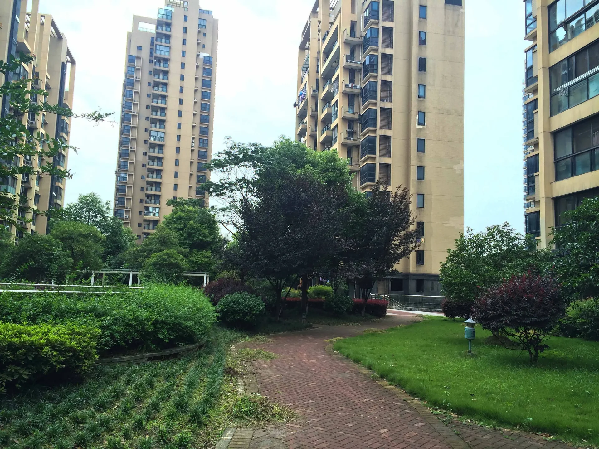 Riverside Harmony Garden - Photo 4