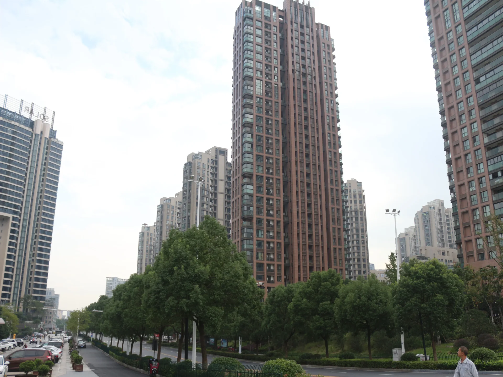 Rainbow Luxury - Photo 6