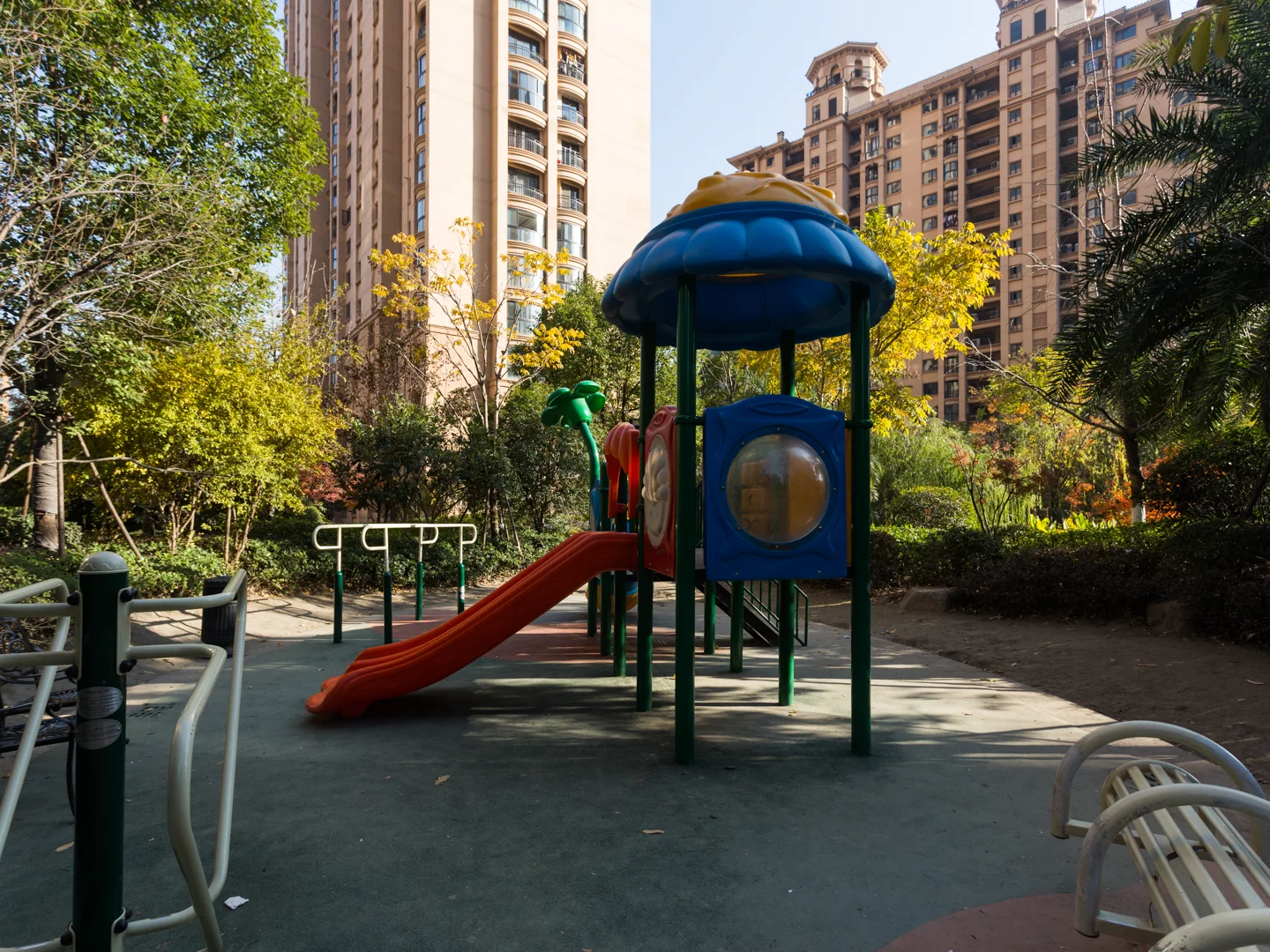 Radiant Clear Villa - Photo 12