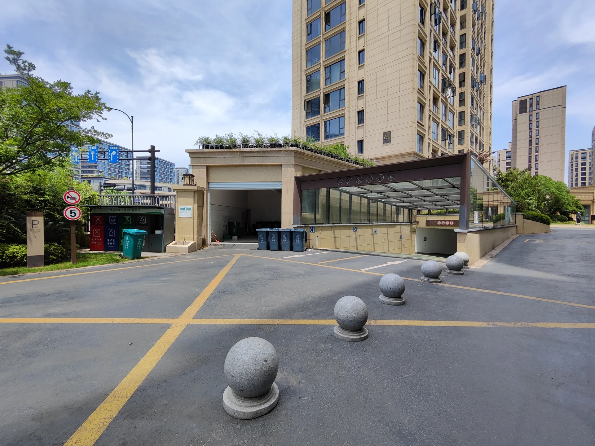 Cinda Donglai Mansion - Photo 14