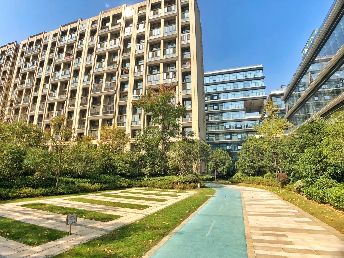 No.10 Langyueju - Photo 2