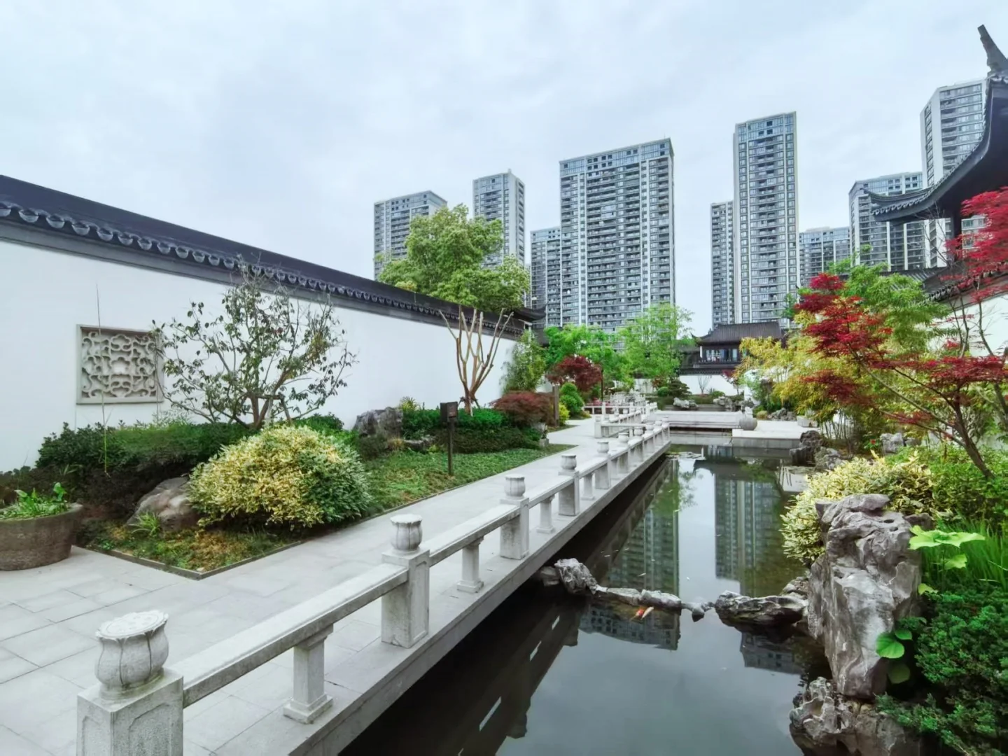 South Lake Moon  - Photo 24