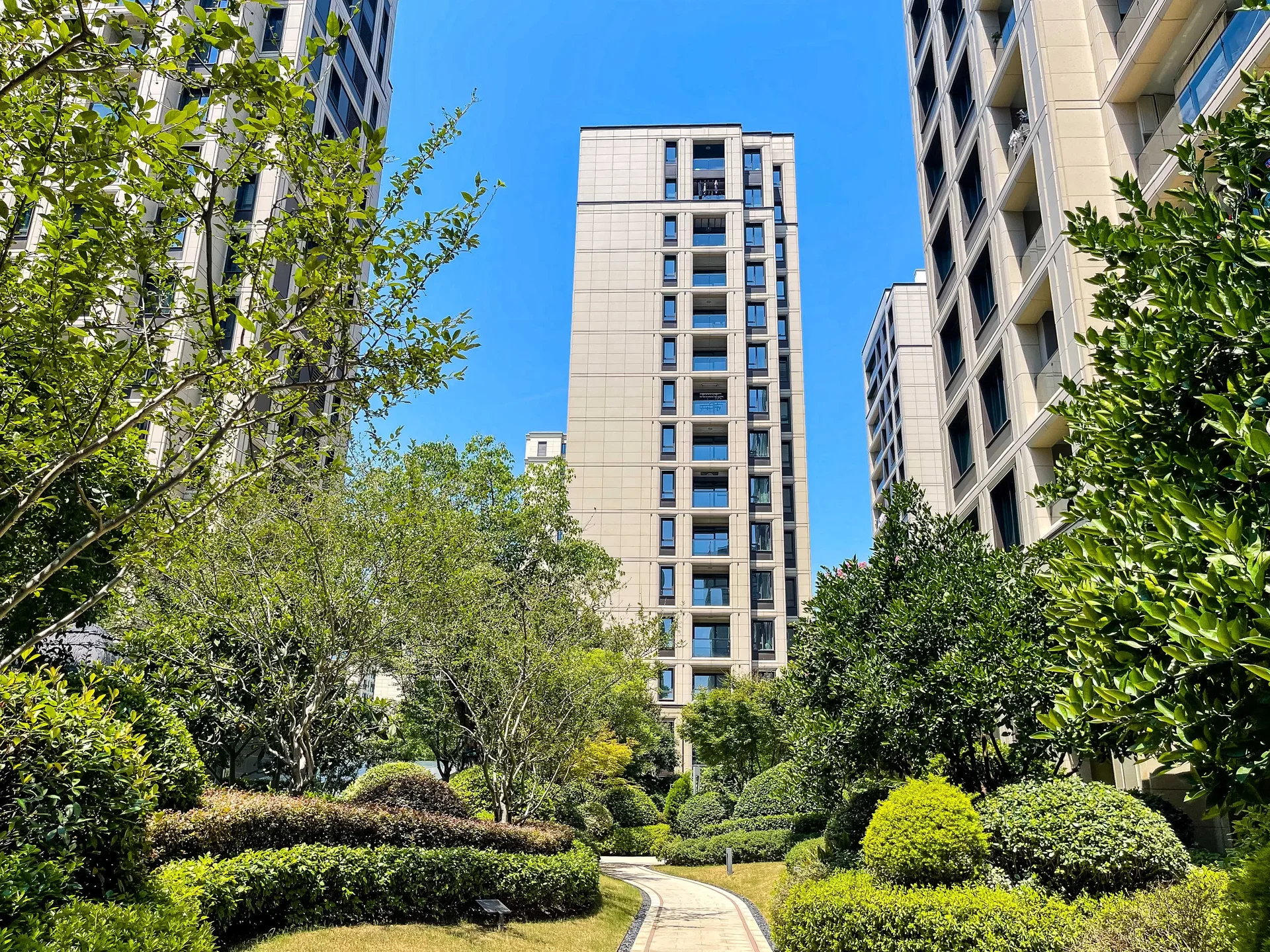 Dong Cheng Jinmao Palace - Photo 4