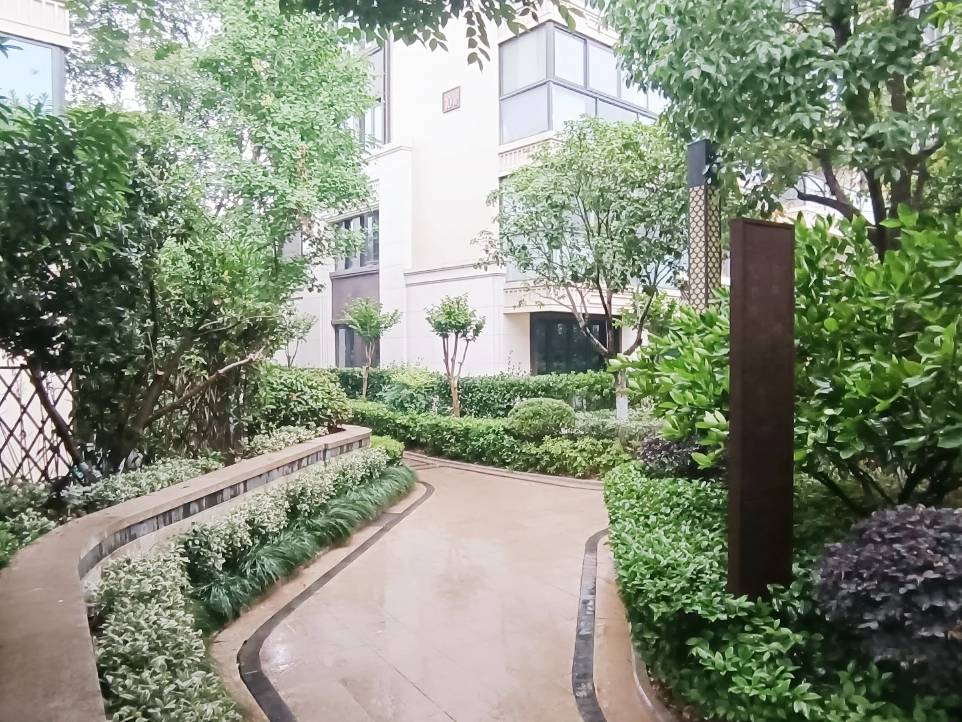 Premium Joy Court - Photo 4