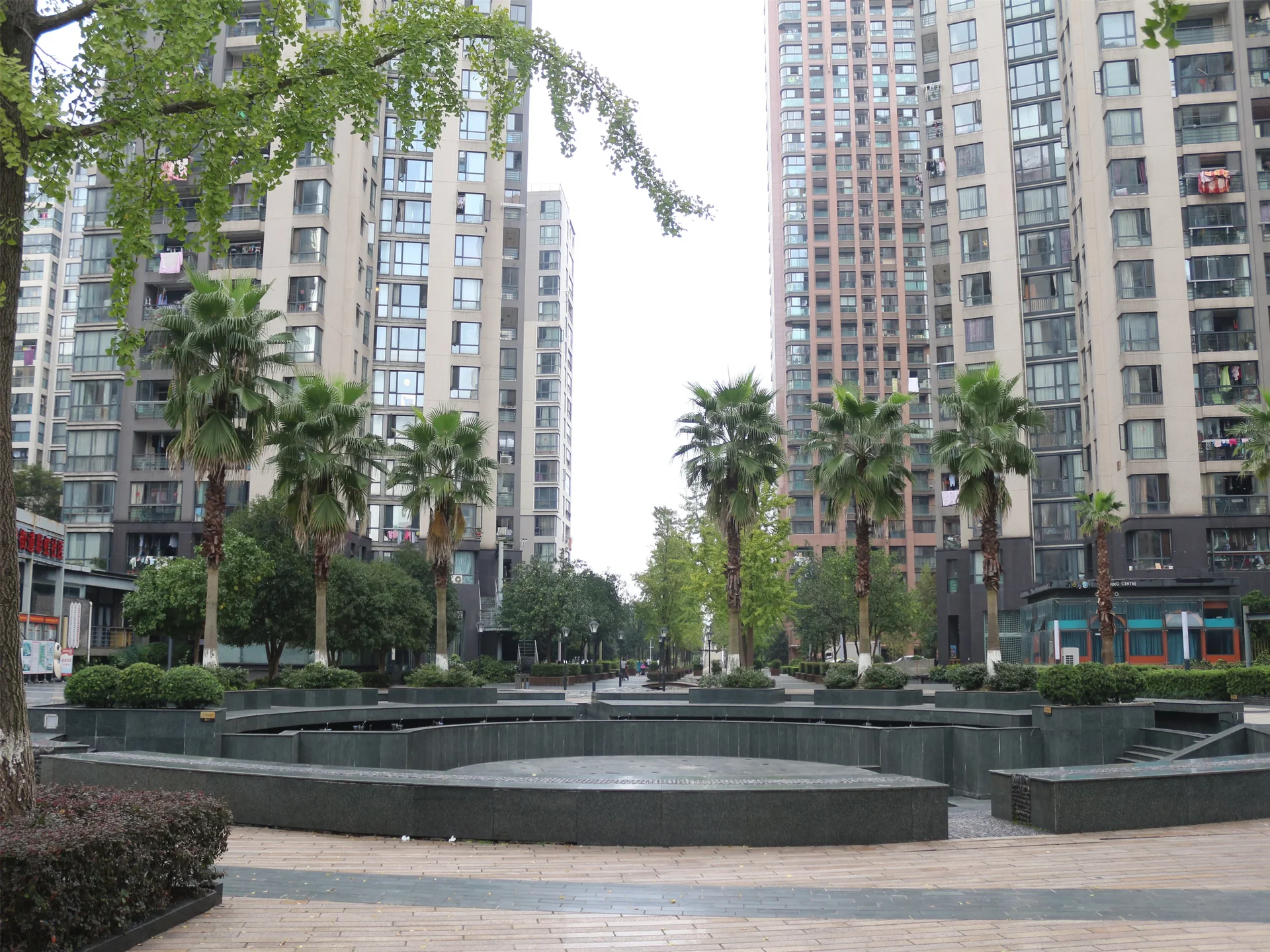 Rainbow city - Photo 25