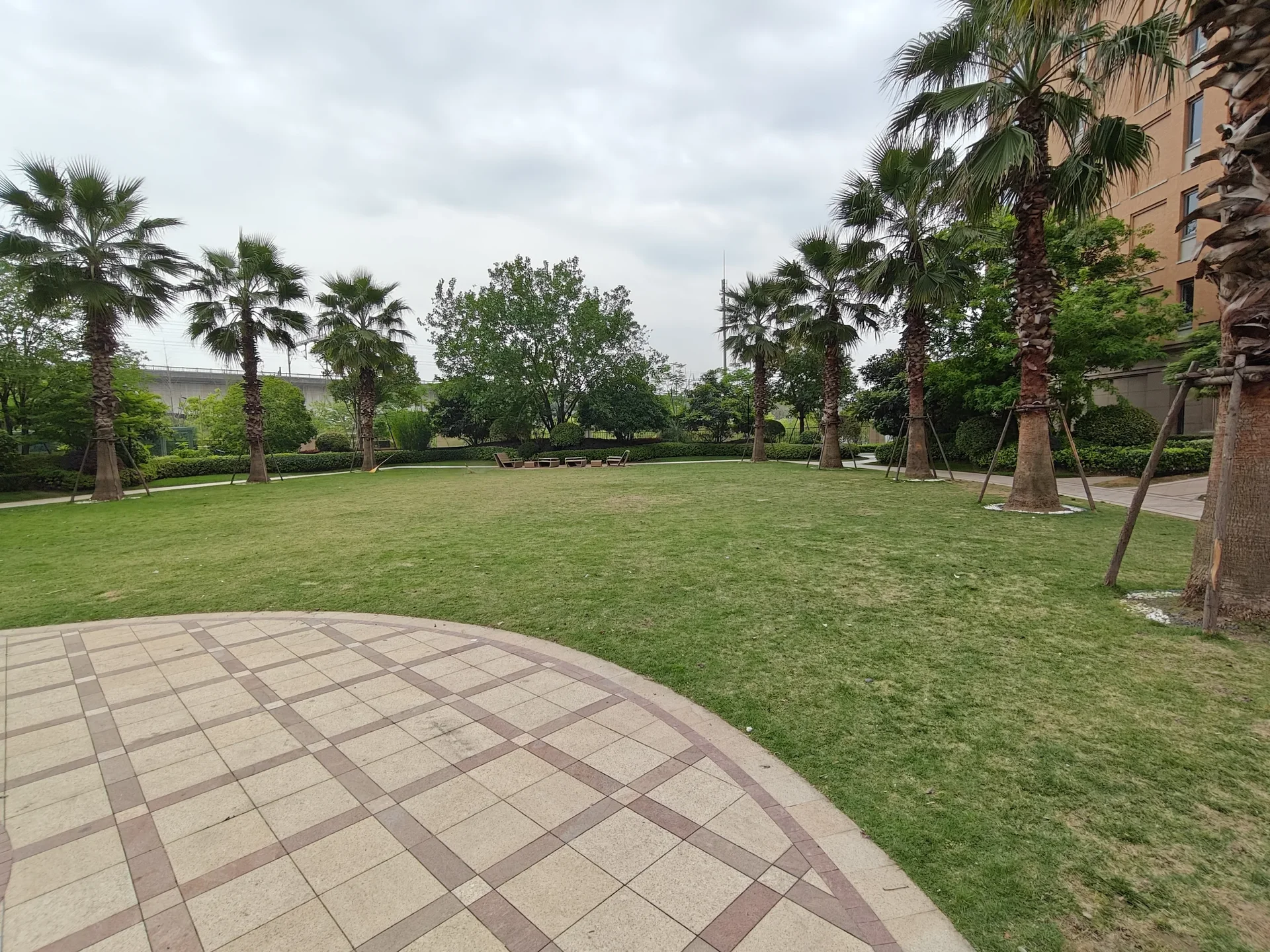 Misty Water Court - Photo 3