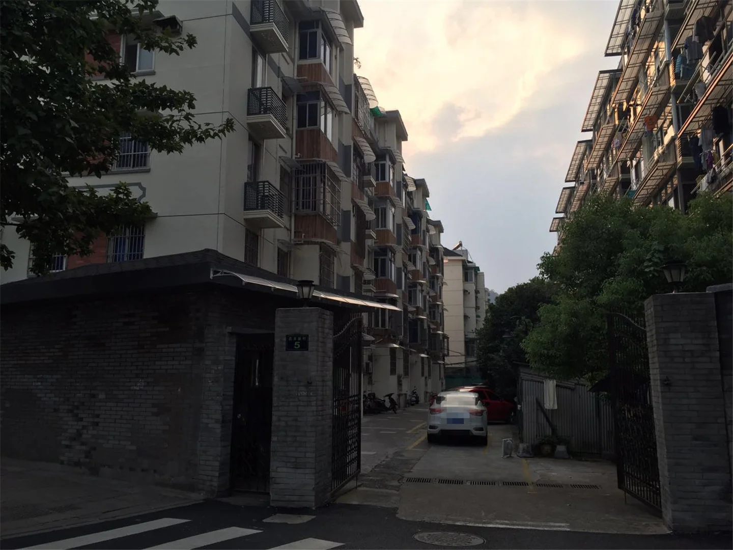 Qingfeng New Village - Photo 9