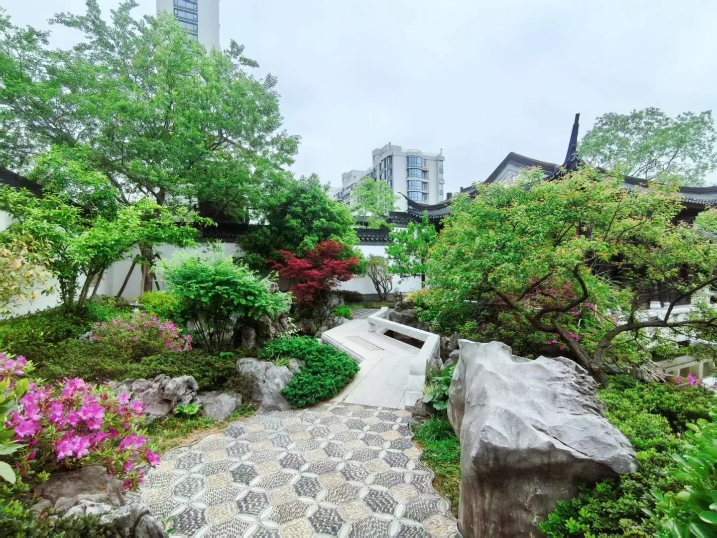 South Lake Moon  - Photo 21