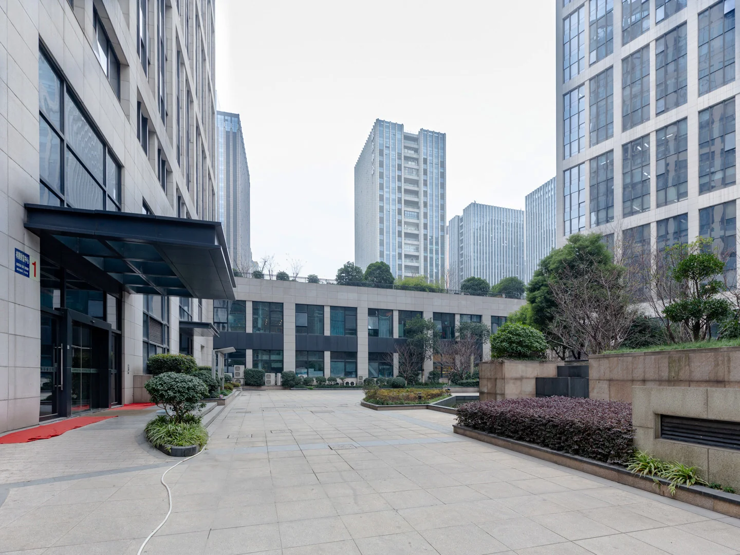 Crystal Century - Photo 6