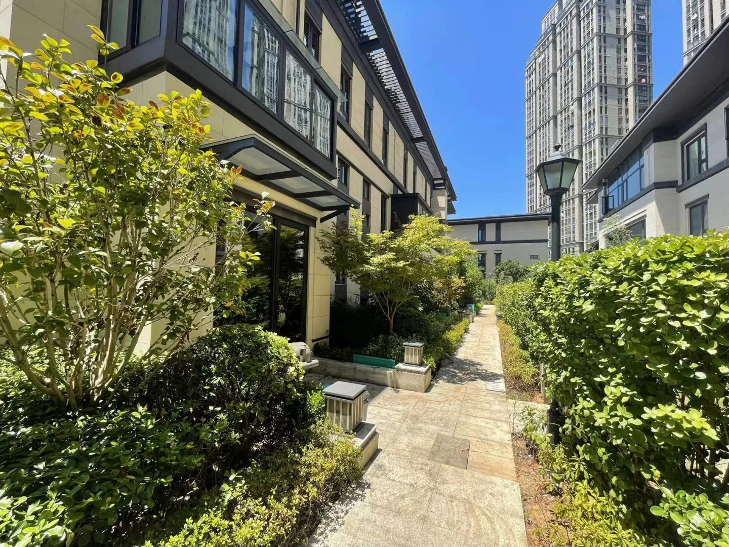 Glorious Garden - Photo 11