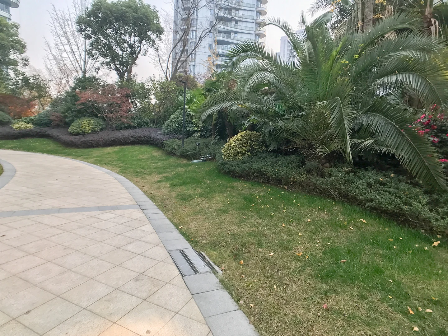 Oriental Royal Mansion - Photo 25