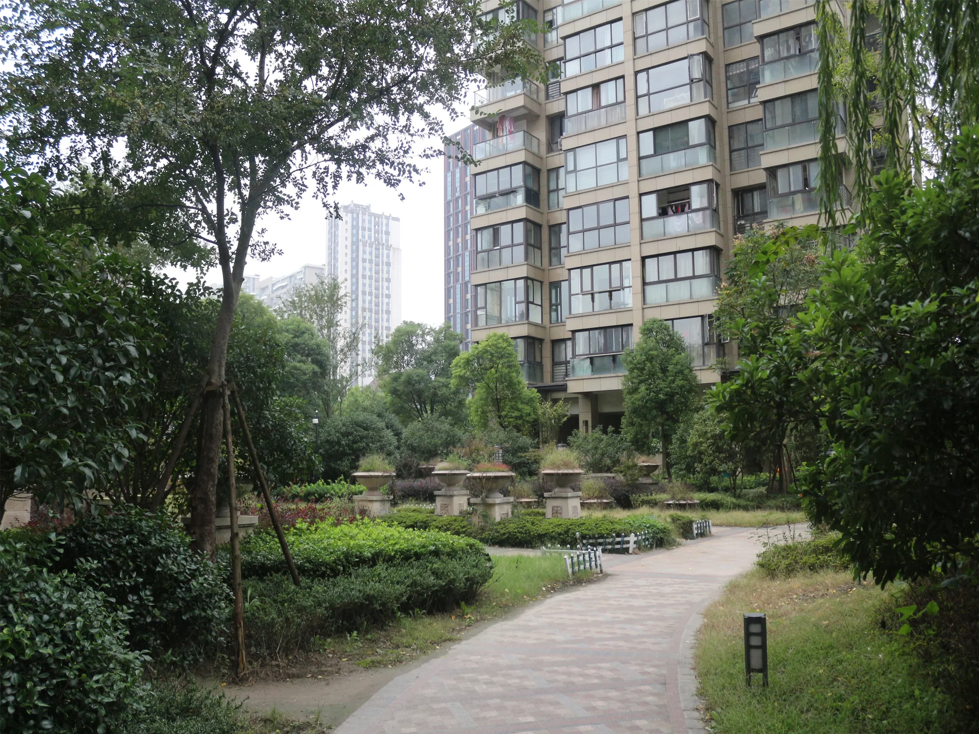 Upper Home - Photo 4