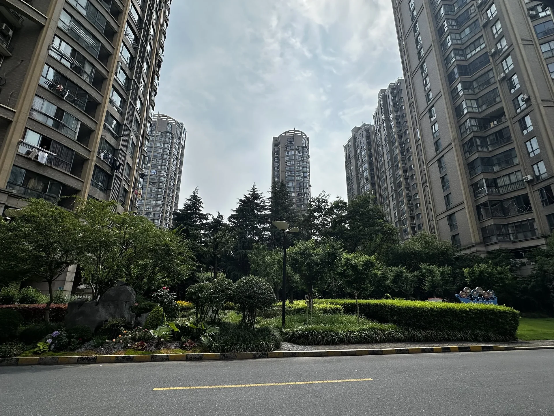 Love of the City - Photo 3