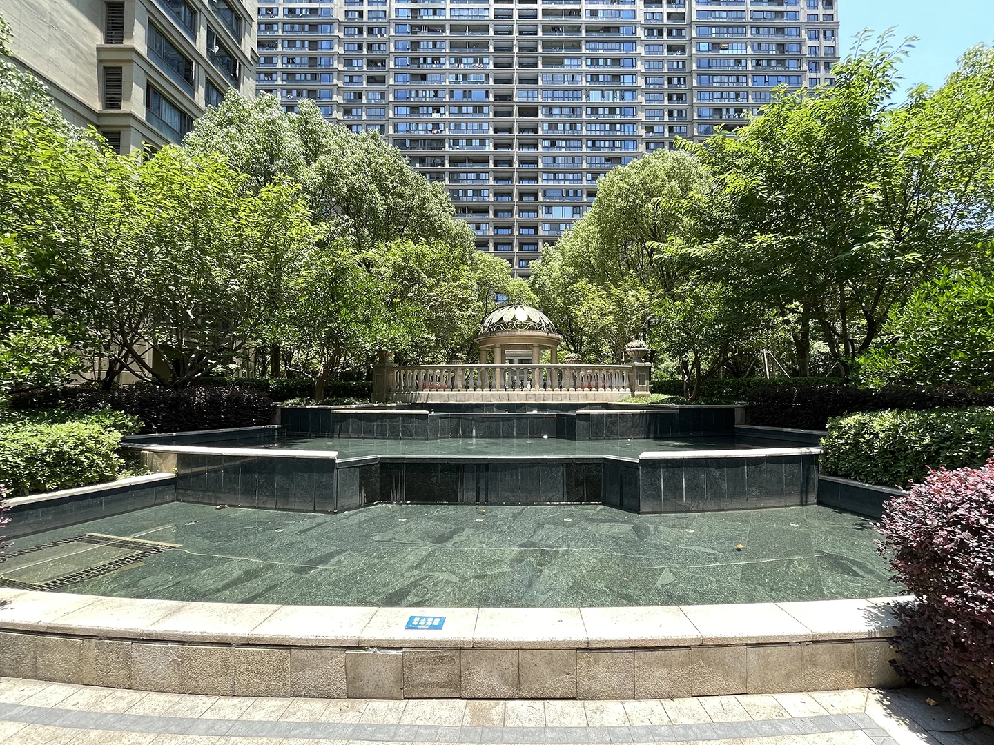 EastFloral Court - Photo 9