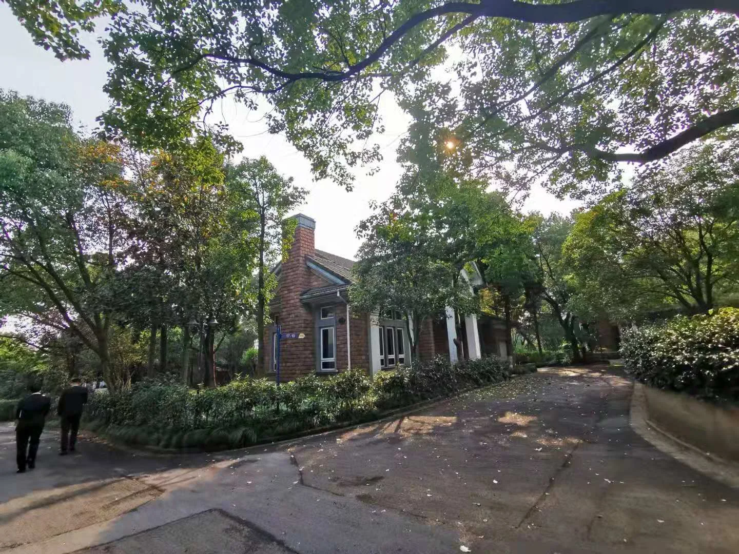 Jiuxi Rose Garden  - Photo 10