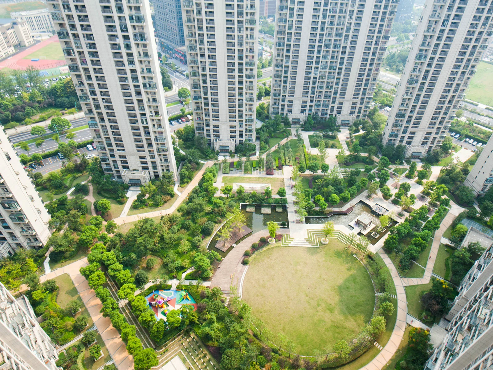 Universal World - Photo 3