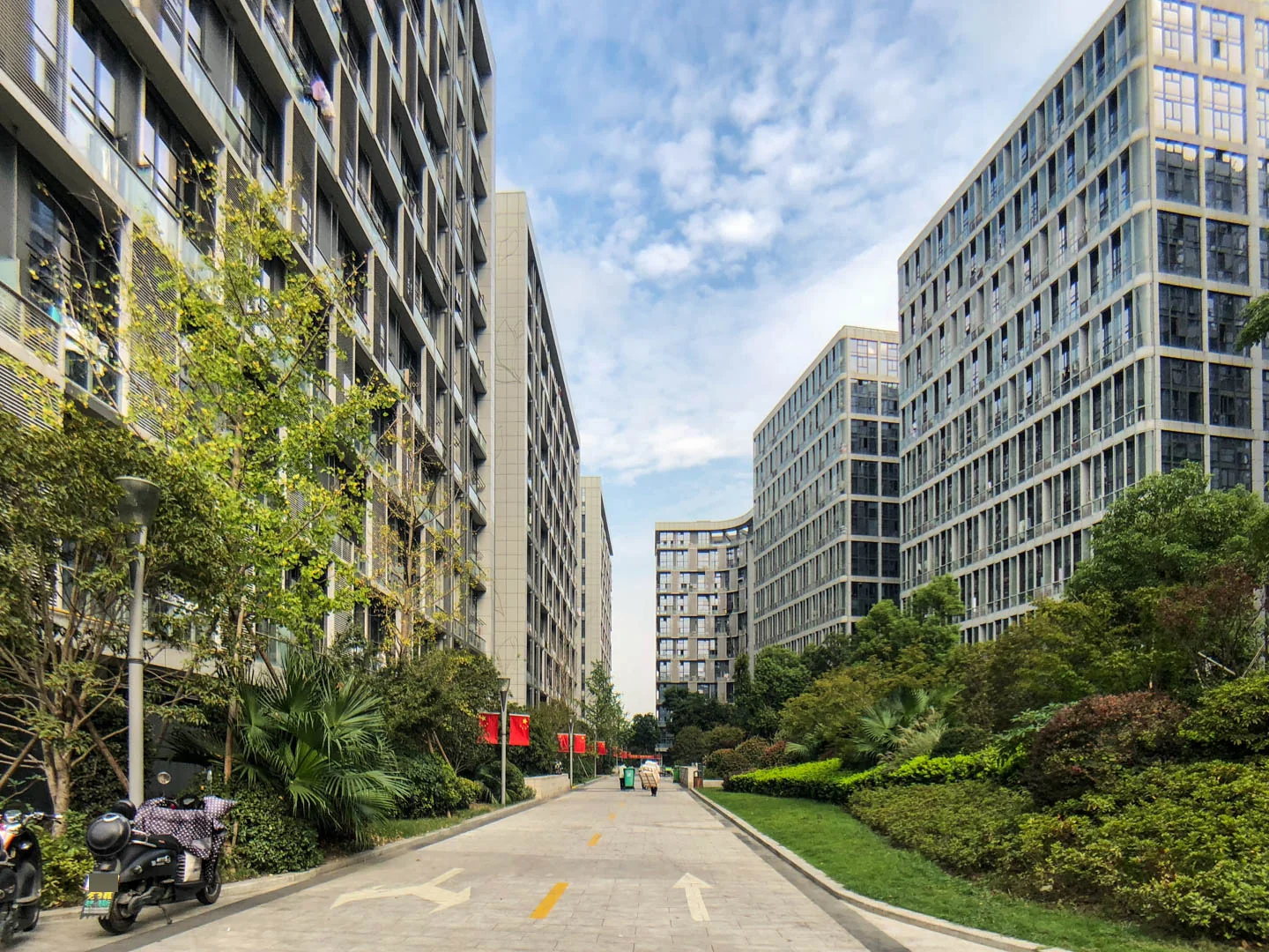 World Glory Royal Manor - Photo 3