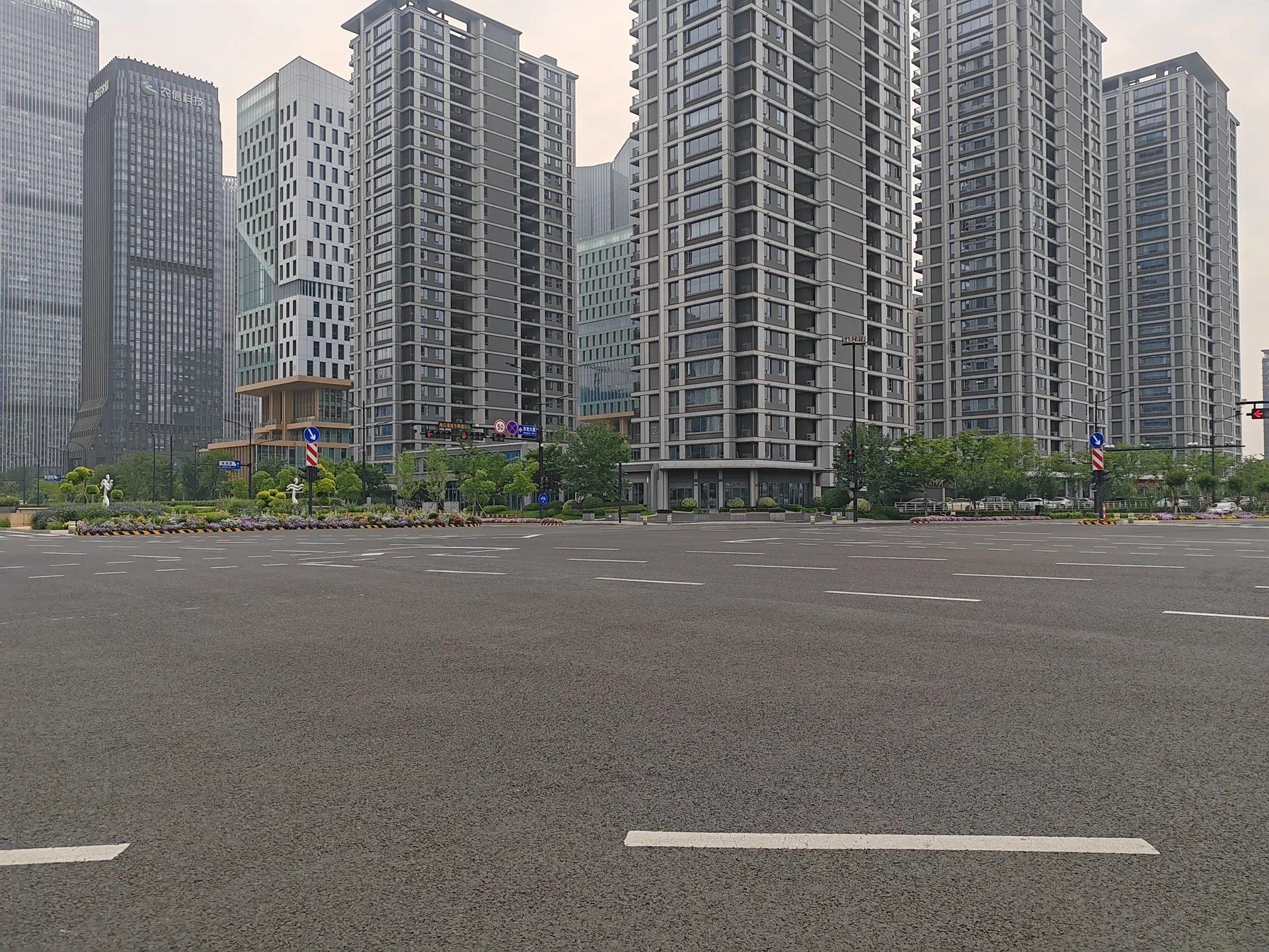 Star Jade Court - Photo 2