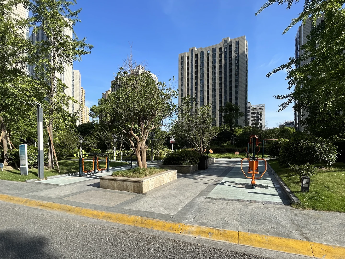 Lunar Glow Noble  - Photo 9