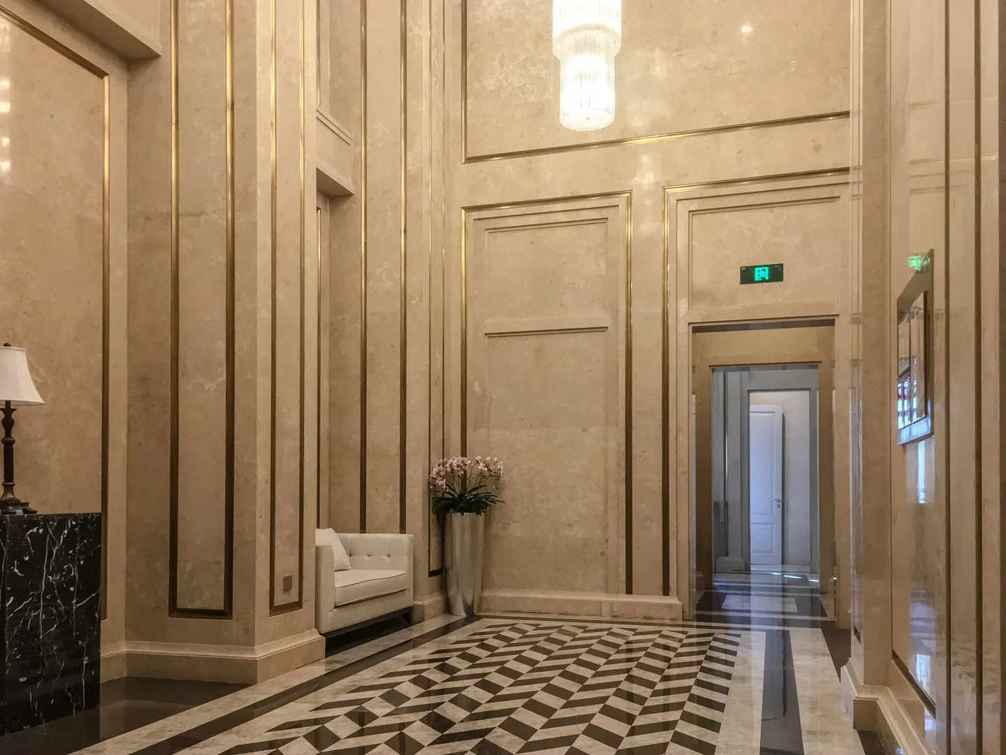 Metropolis - Photo 9