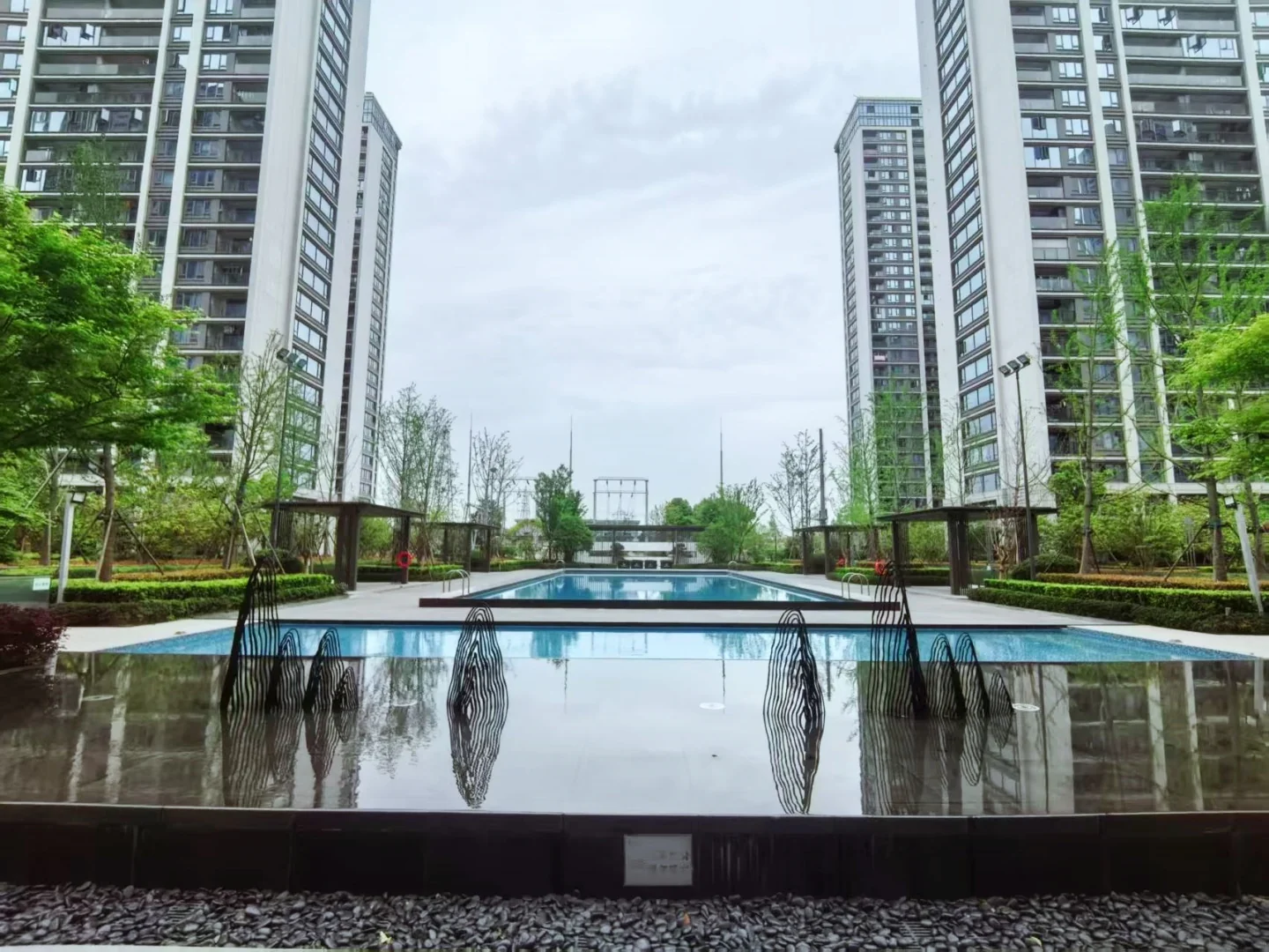 South Lake Moon  - Photo 18