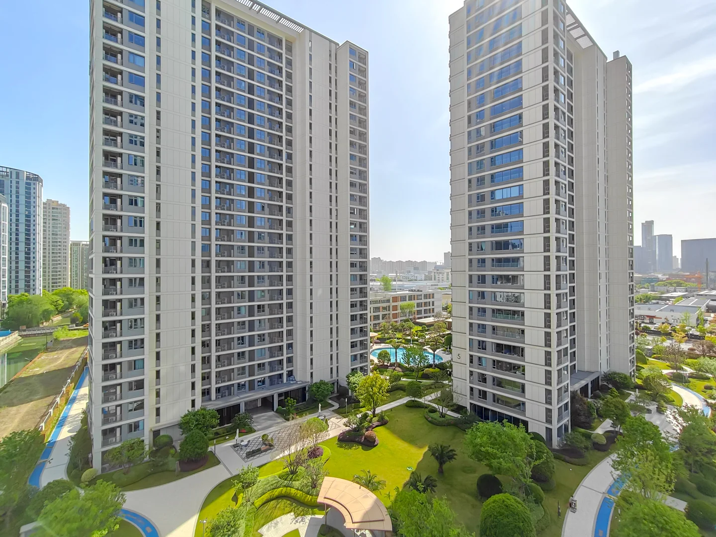 WAVE MOON MANSION - Photo 2