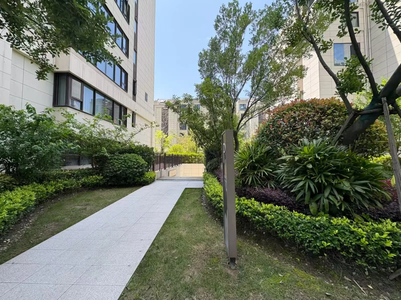 Auspicious Jiangnan Manor - Photo 2