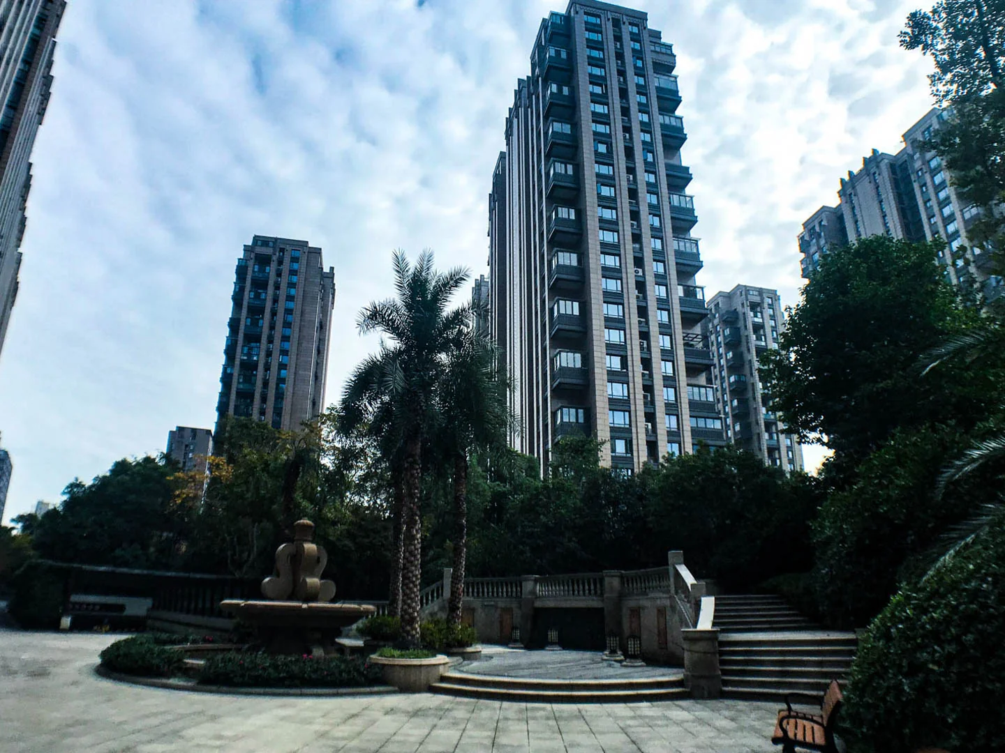 Lucky Peninsula - Photo 3