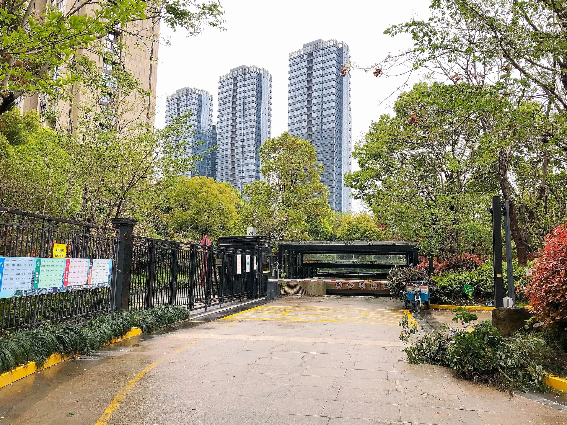 International Peninsula - Photo 5