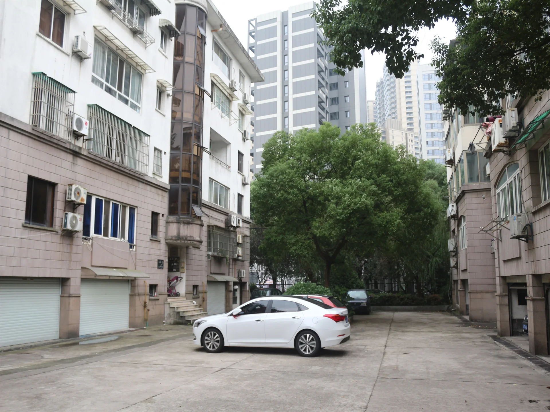 Zhijiang Garden - Photo 18