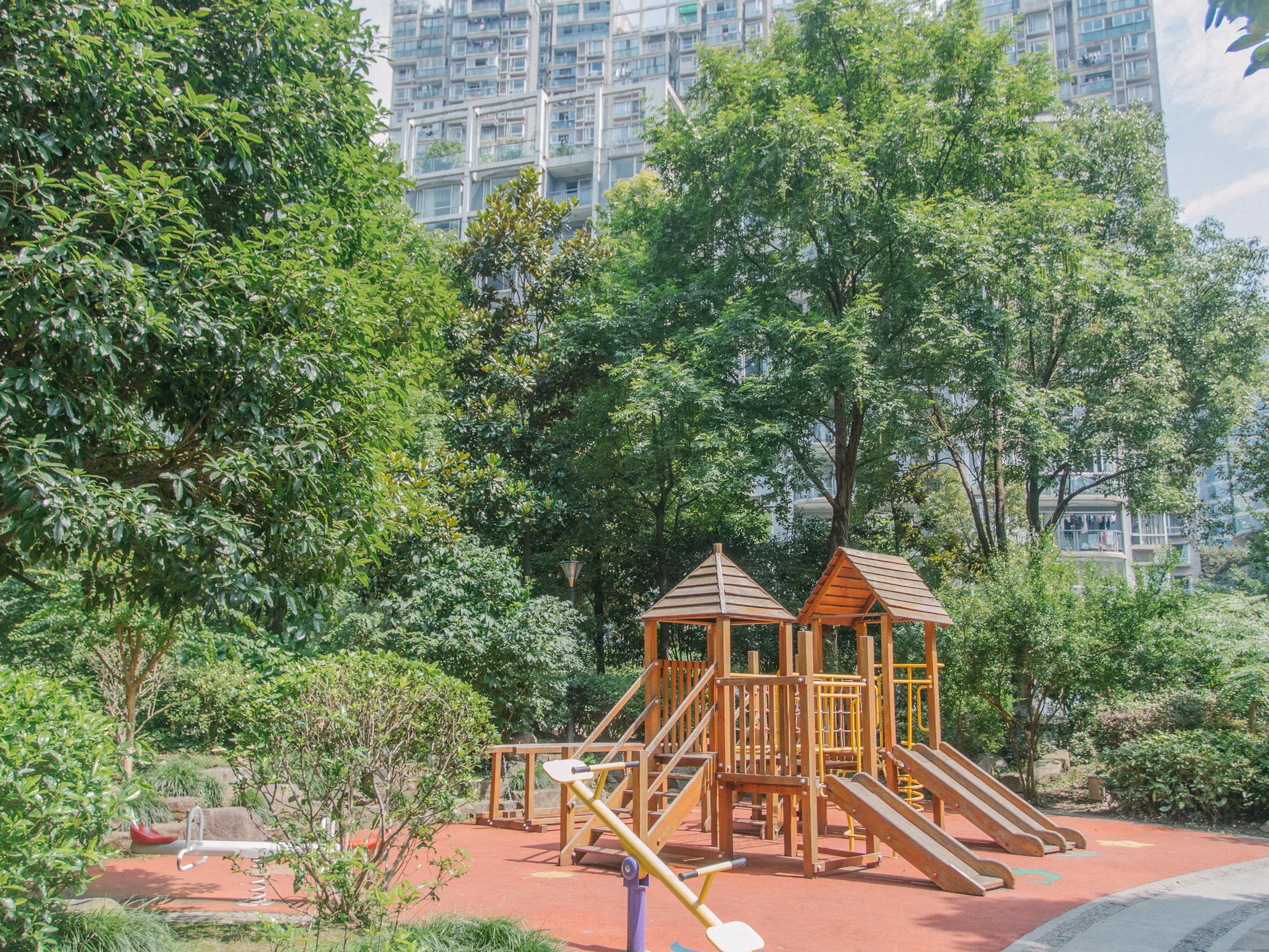 Modern  Garden - Photo 22