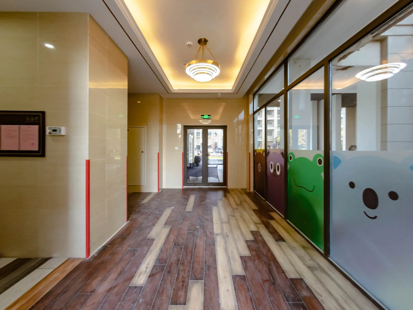 Future Mansion - Photo 37