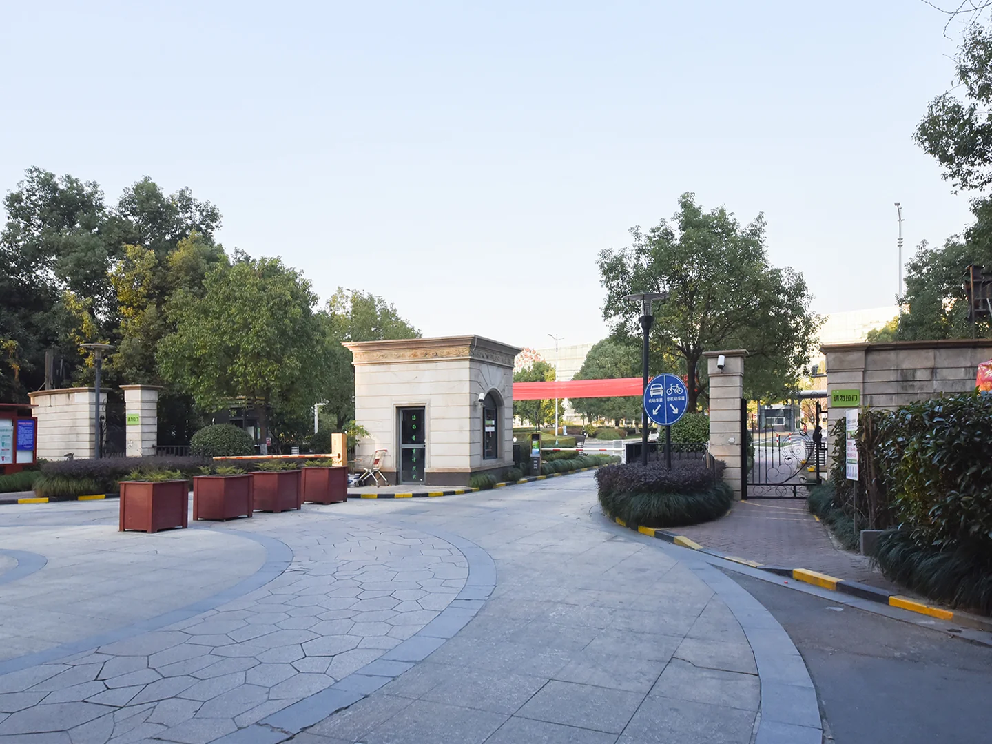 Hetian Fashion City - Photo 15