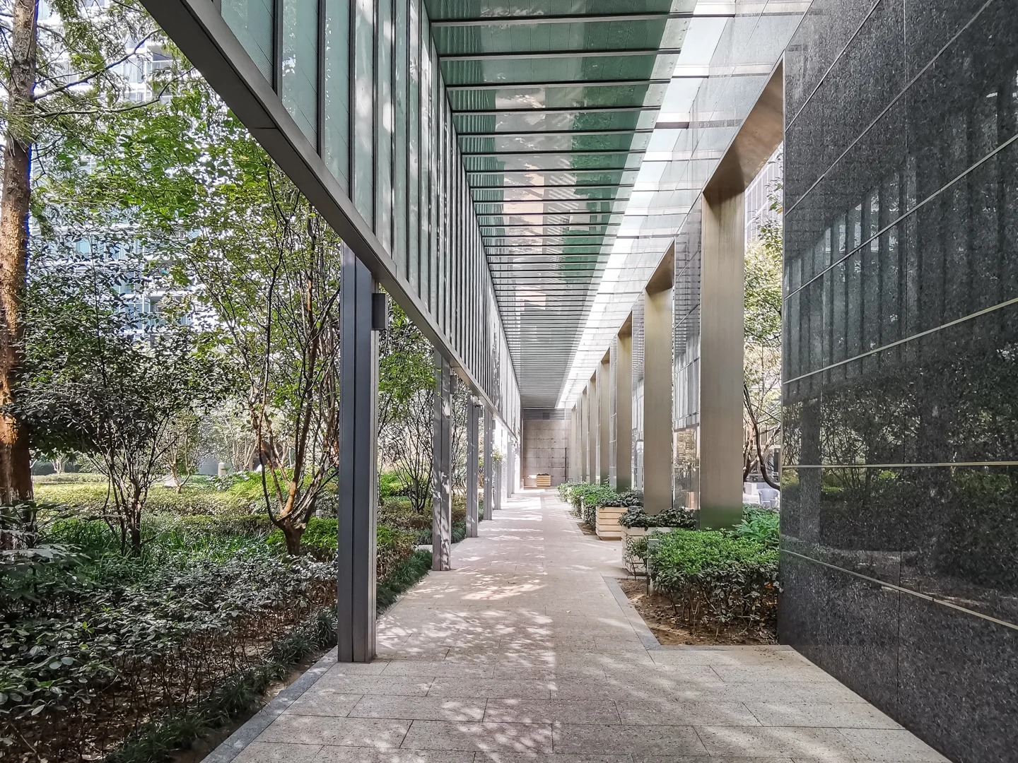 Sapphire Mansion - Photo 10