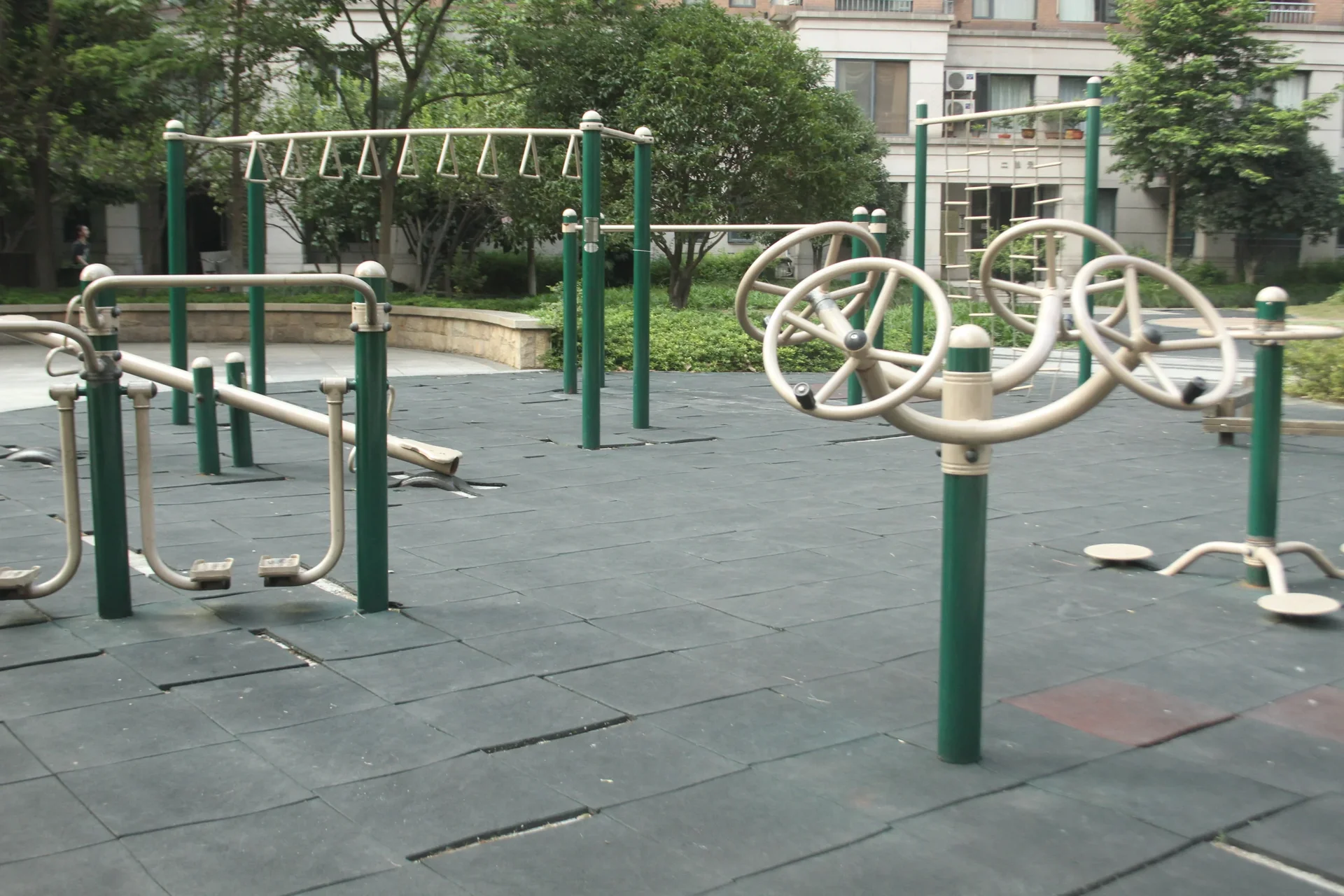 Platinum Shores - Photo 26