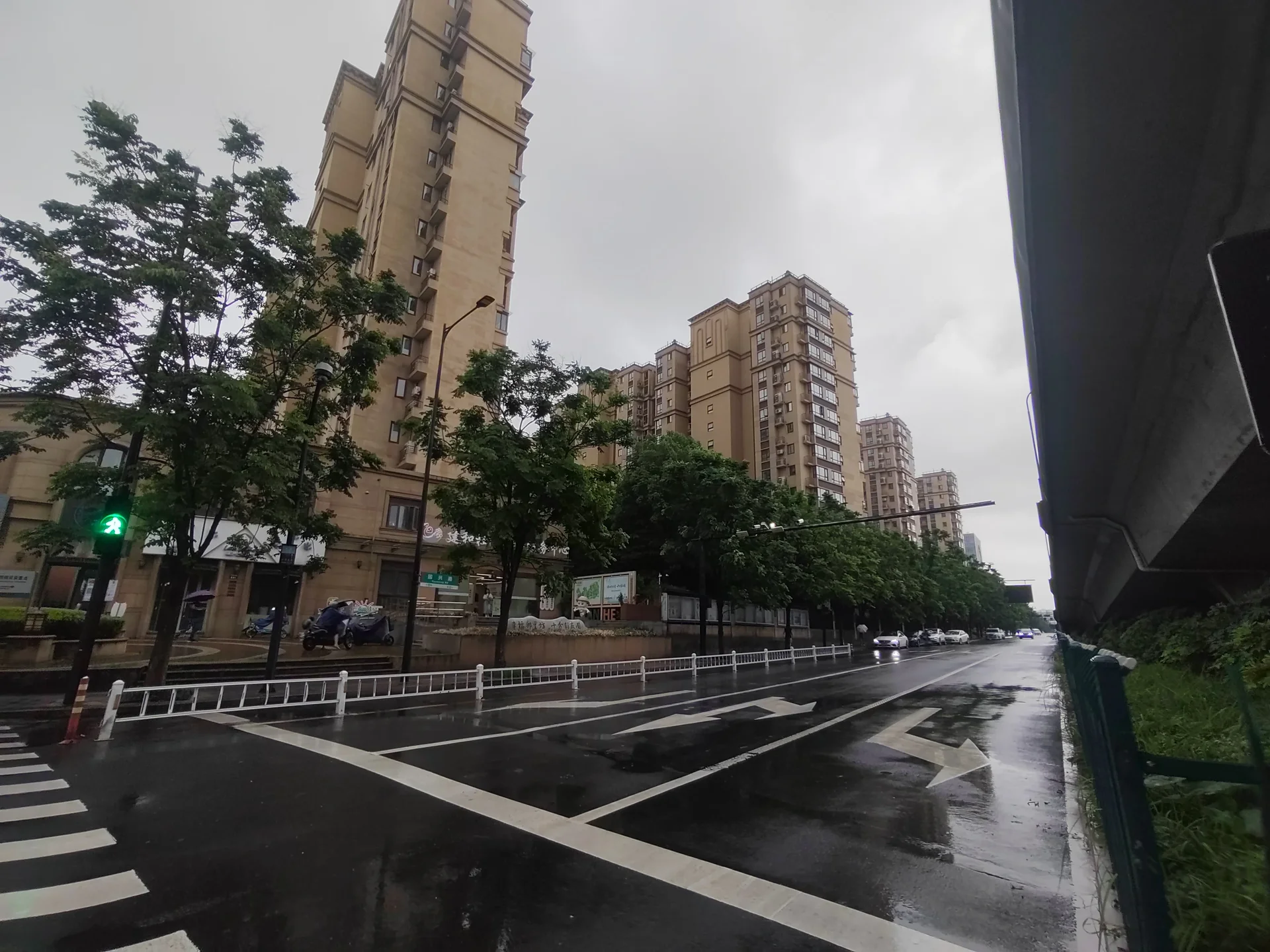 Shimao East No.1 (Maoyue Mansion) - Photo 3