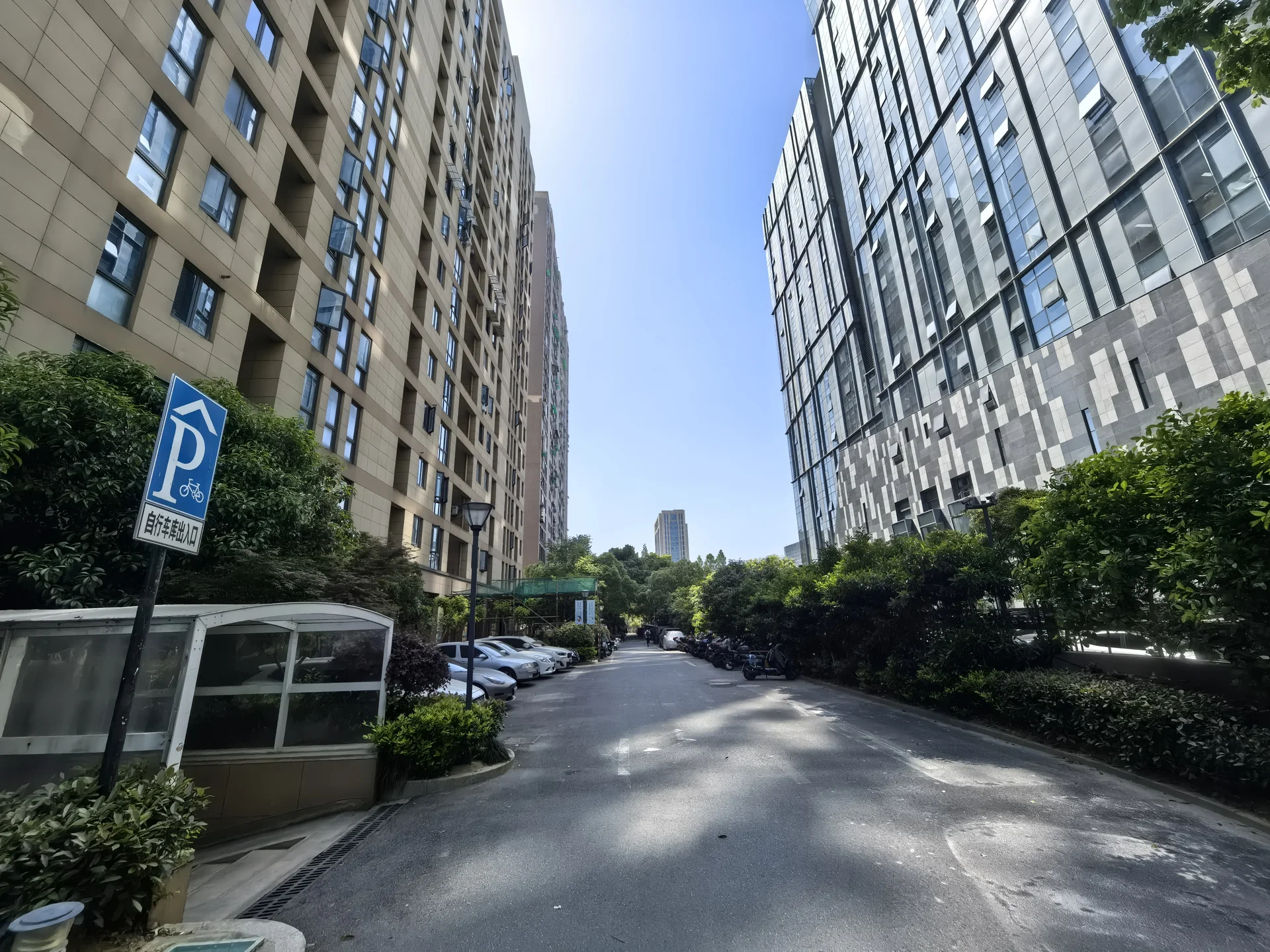 Jufeng Apartment - Photo 1