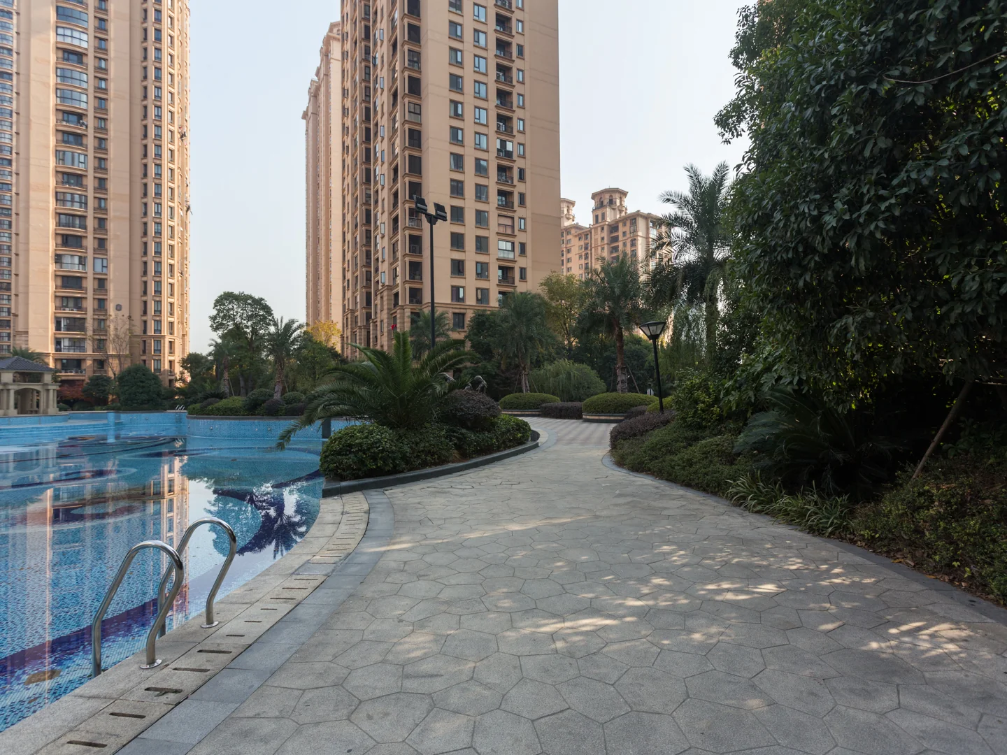 Radiant Clear Villa - Photo 5