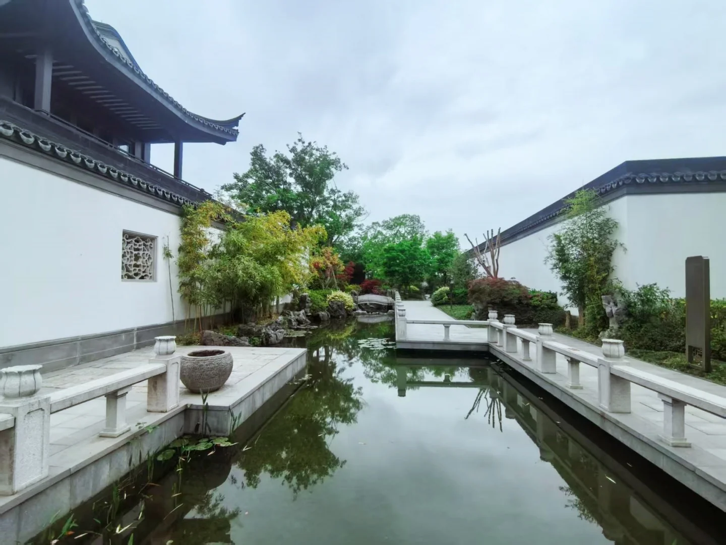 South Lake Moon  - Photo 25