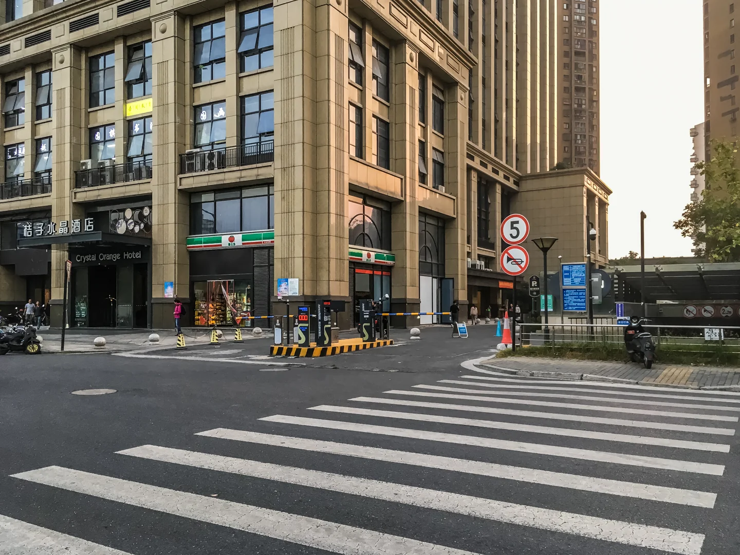 Rixin International - Photo 9