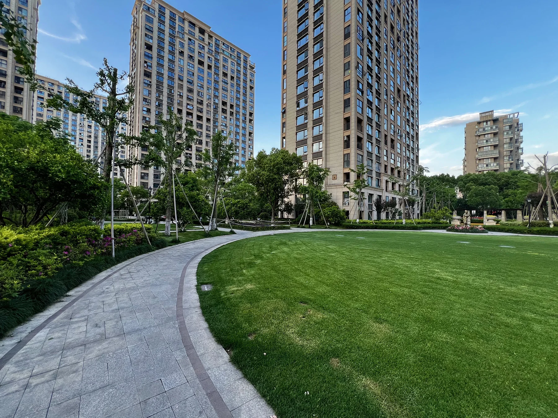 Riverside Glow Residence - Photo 4