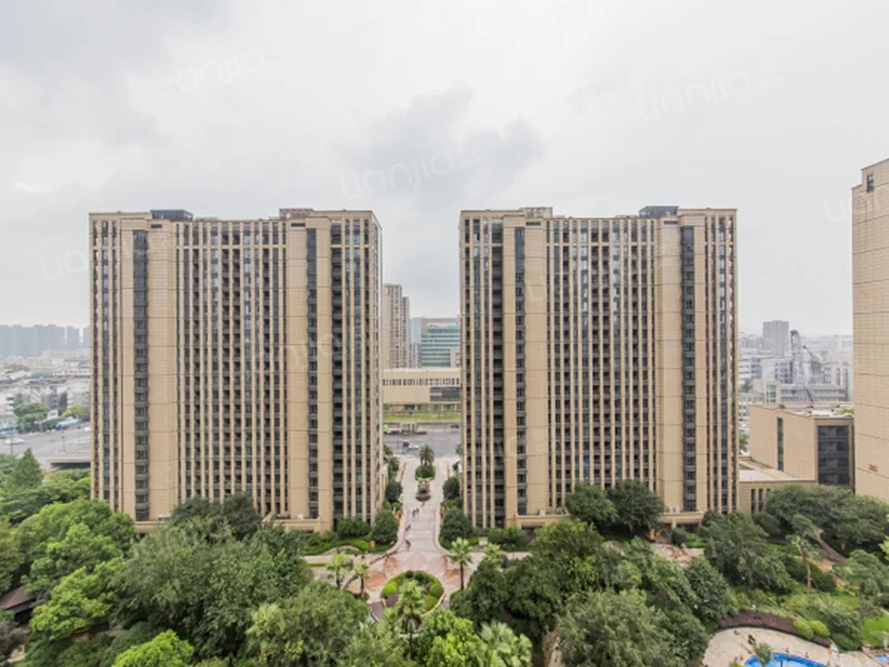 Golden Blue Court - Photo 1