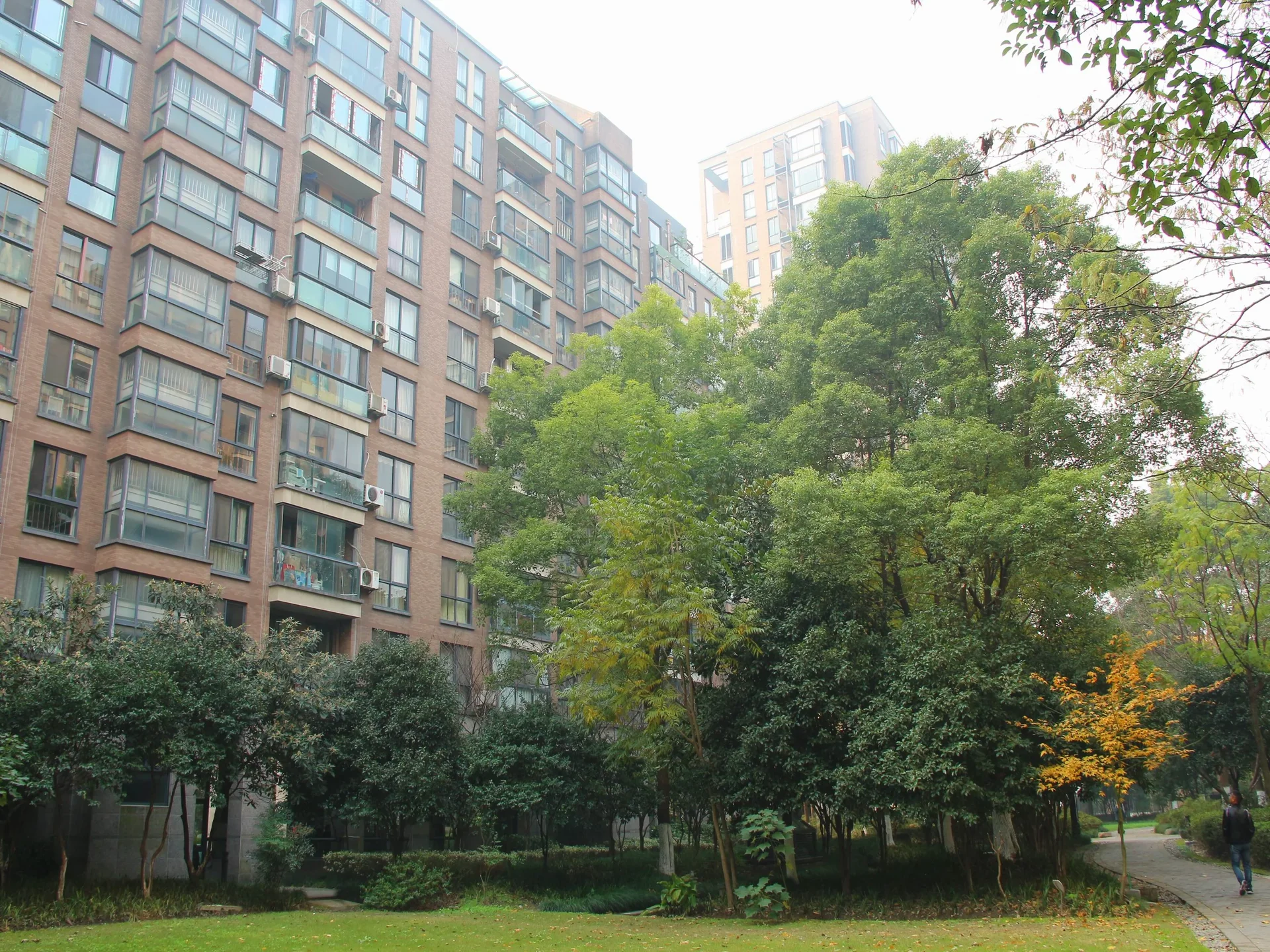 New Century City - Photo 16