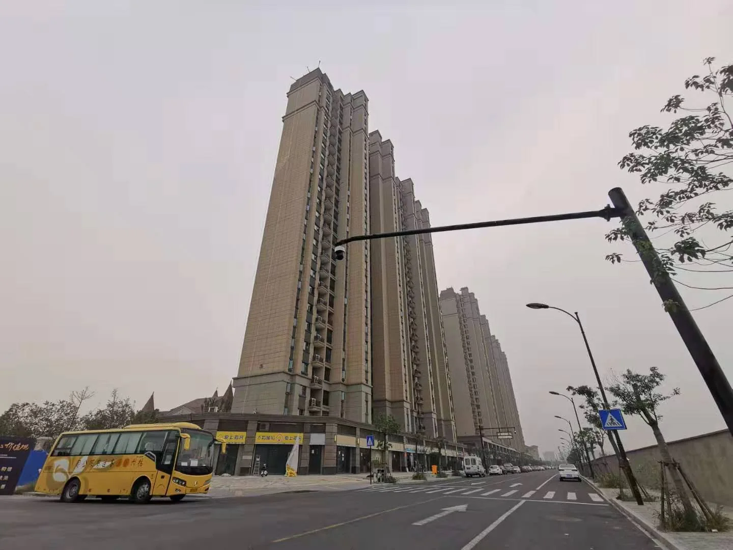 Crystal International Plaza - Photo 9