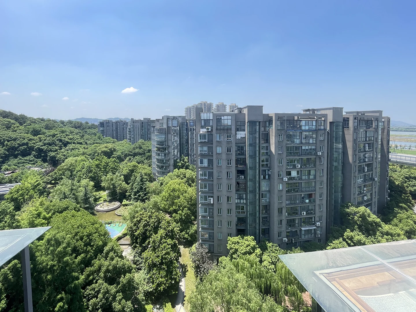 South Bank - Photo 5